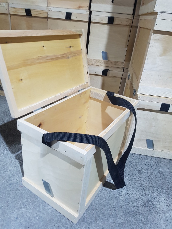 Ящик для переноски рамок(6 рамок) ремень через плечо